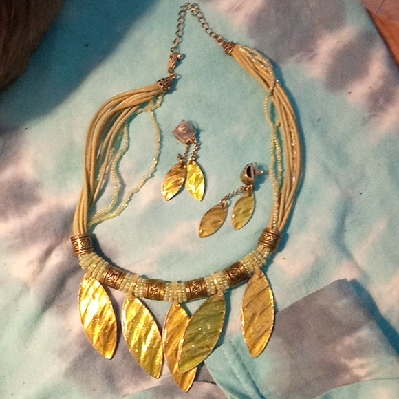 Boho Necklace Tropical Look - Picture 1 of 4